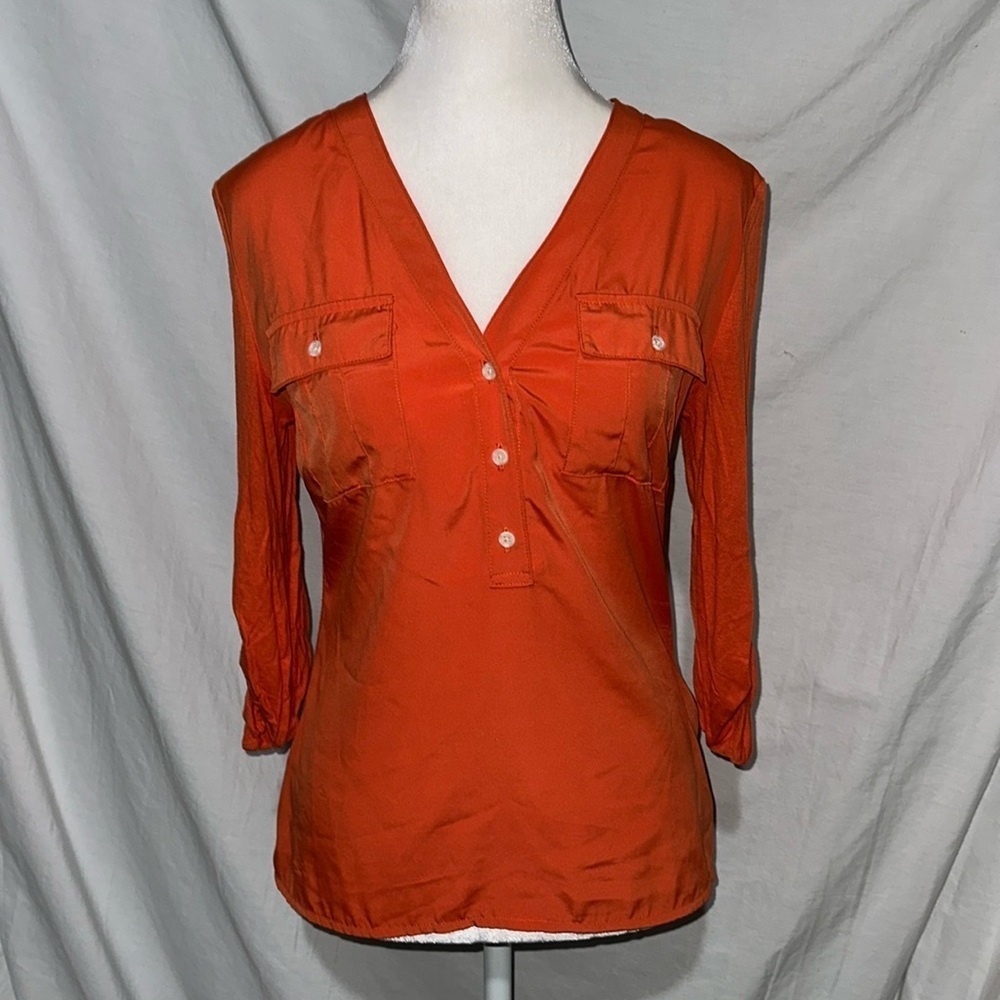 orange Banana Republic v neck 1/4 or 3/4 sleeve blouse size small